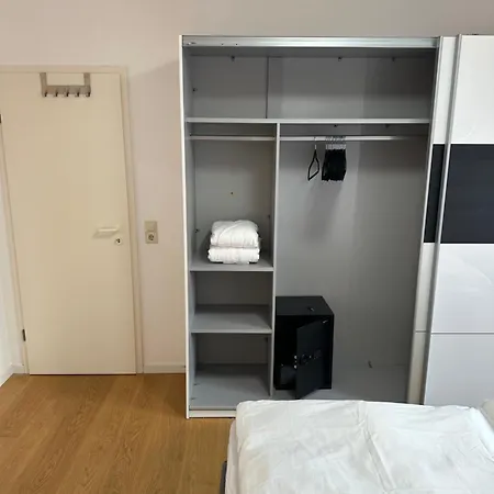 Premium Penthousewohnung Zentral Im Dreilaendereck! - Perfekt Angebunden - Tiefgarage, Lift - Hochwertige Vollaustattung Apartment Weil am Rhein