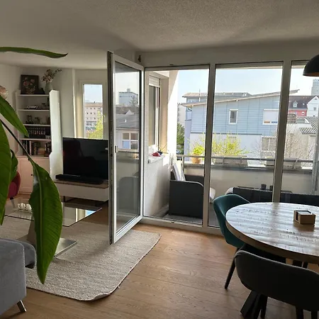 Premium Penthousewohnung Zentral Im Dreilaendereck! - Perfekt Angebunden - Tiefgarage, Lift - Hochwertige Vollaustattung * Weil am Rhein