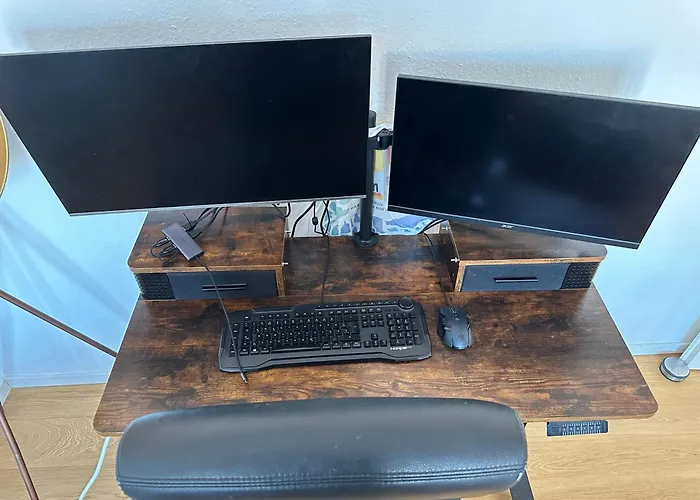 Premium Penthousewohnung Zentral Im Dreilaendereck! - Perfekt Angebunden - Tiefgarage, Lift - Hochwertige Vollaustattung Appartamento